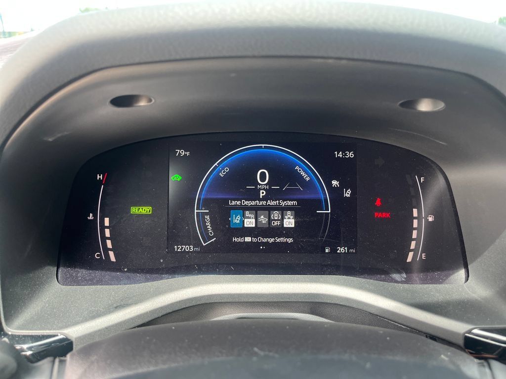 Used 2026 Toyota Camry SE FWD image 14