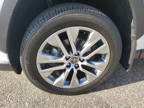 Used 2024 Toyota RAV4 XLE Premium image 32