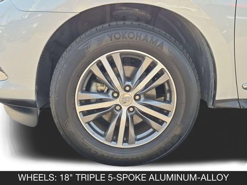 Used 2020 INFINITI QX60 Luxe w/ Essential Package FWD image 11