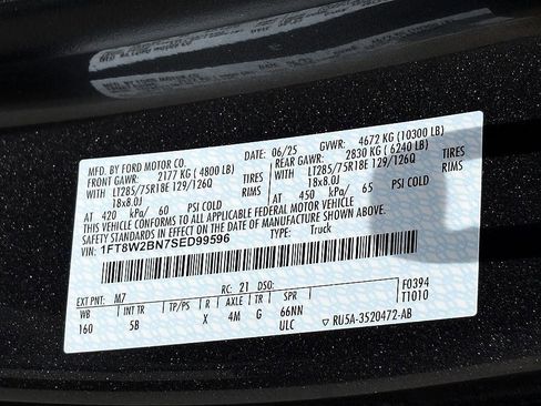 Used 2025 Ford F250 Lariat w/ Lariat Ultimate Package AWD/4WD image 25
