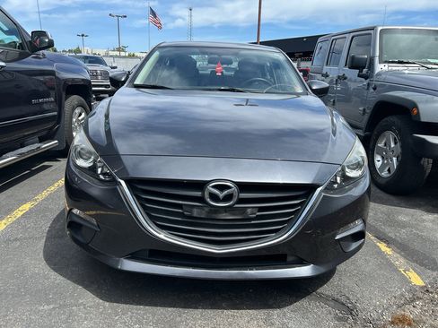 Used 2016 MAZDA MAZDA3 i Sport w/ Preferred Equipment Package FWD image 2
