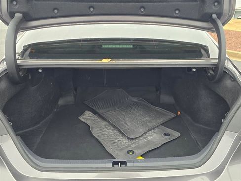 Used 2024 Toyota Camry XLE image 15