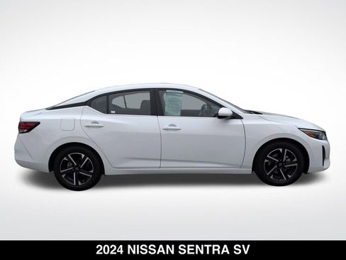 Used 2024 Nissan Sentra SV FWD image 6