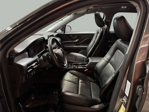 Certified 2022 Lincoln Corsair AWD w/ Premium Package image 5