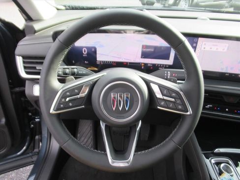 New 2026 Buick Envision Preferred image 17