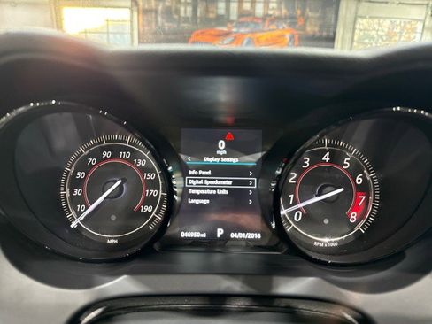 Used 2016 Jaguar F-TYPE S image 17