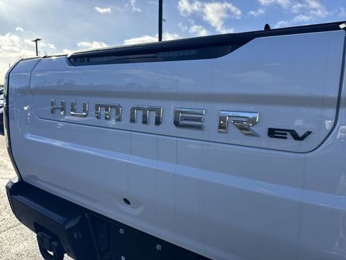 New 2025 GMC Hummer EV 3X w/ Battery Pack, 24 Module Pack image 35