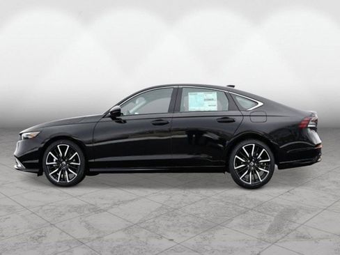 New 2026 Honda Accord Touring image 2