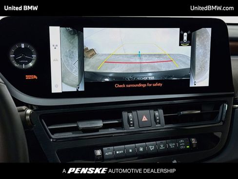 Used 2025 Lexus ES 350 Ultra Luxury FWD image 16