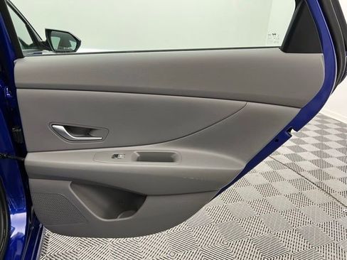 Used 2024 Hyundai Elantra SEL image 35