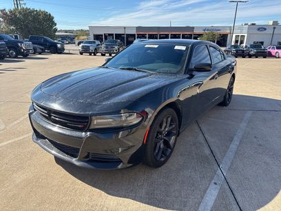 Used 2021 Dodge Charger SXT w/ Blacktop Package