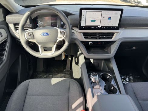 New 2026 Ford Explorer Active image 11