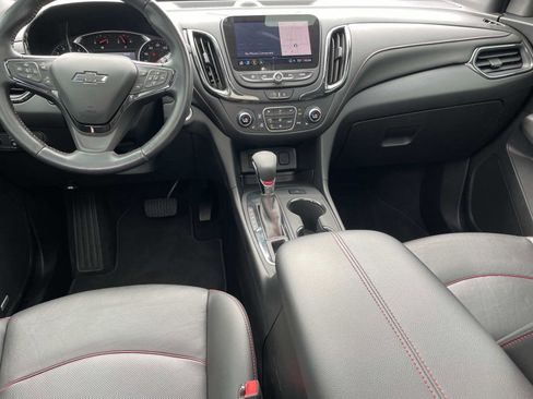 Used 2022 Chevrolet Equinox RS w/ RS Leather Package FWD image 15