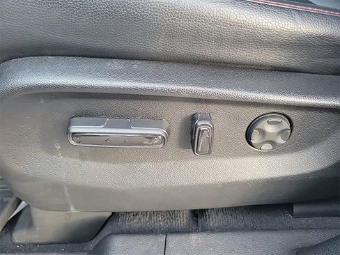 Used 2023 Honda Odyssey Sport image 17