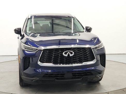 Used 2023 INFINITI QX60 Luxe w/ Performance Audio Package image 2