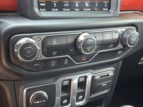 Used 2019 Jeep Wrangler Rubicon AWD/4WD image 15
