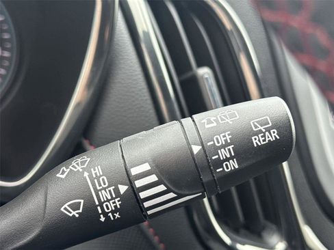 Used 2023 Chevrolet Equinox RS AWD/4WD image 27