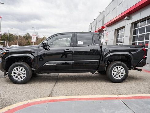 New 2026 Toyota Tacoma SR5 image 4
