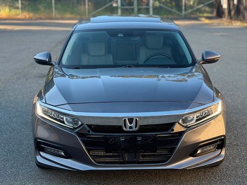 Used 2019 Honda Accord EX-L image 2