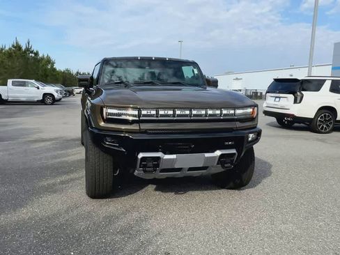 New 2025 GMC Hummer EV 3X w/ LPO, Dark Essentials Package image 3