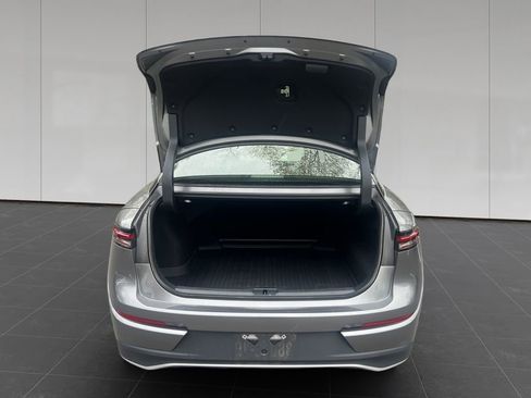 Used 2026 Toyota Crown XLE image 19