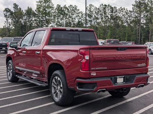 Used 2023 Chevrolet Silverado 1500 High Country w/ Z71 Off-Road Package AWD/4WD image 14