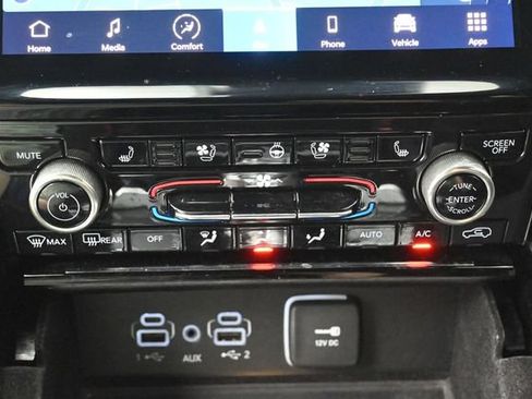 Used 2021 Jeep Grand Cherokee L Summit AWD/4WD image 25