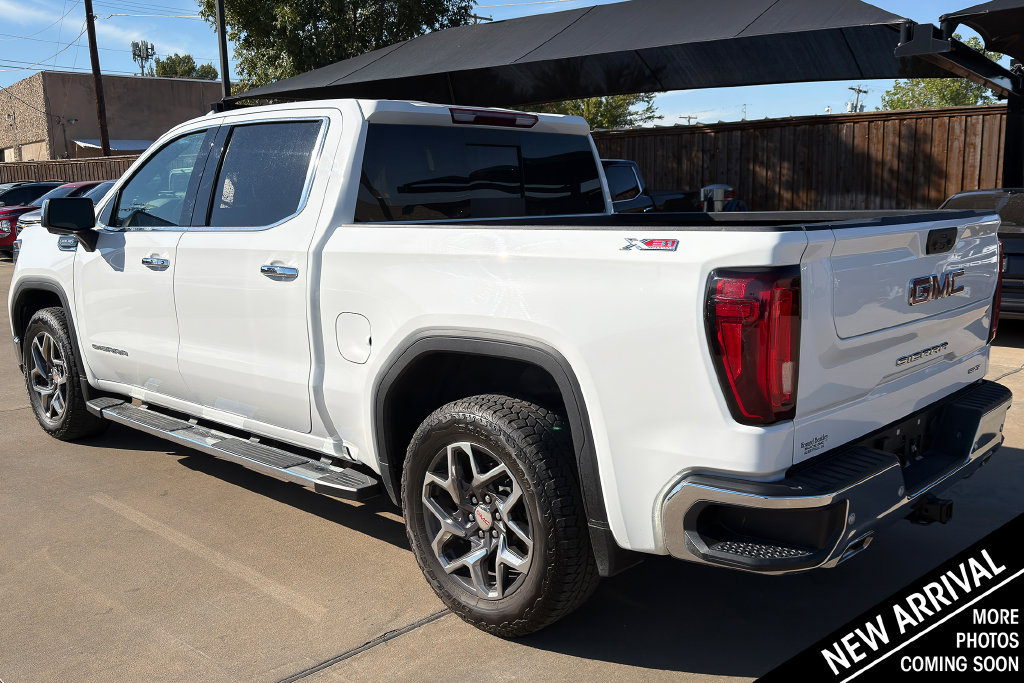 Used 2024 GMC Sierra 1500 SLT w/ SLT Premium Plus Package AWD/4WD image 7