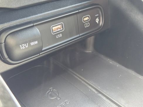 Certified 2025 Kia Telluride SX Prestige X-Pro AWD/4WD image 31