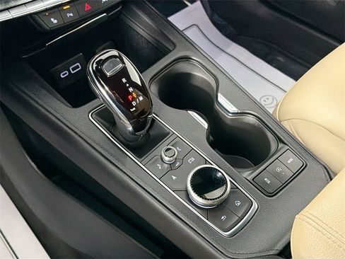 Used 2024 Cadillac XT4 Luxury image 17