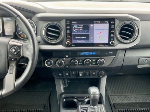 Used 2023 Toyota Tacoma TRD Off-Road w/ Technology Package image 41