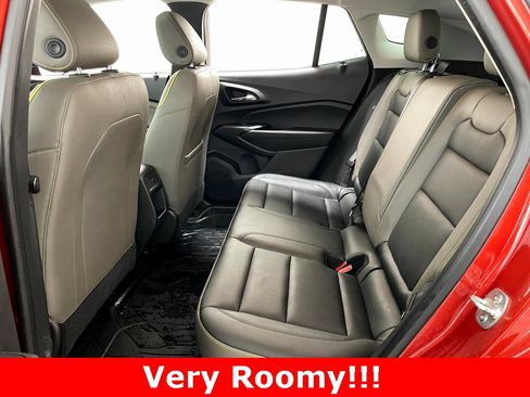 Certified 2024 Chevrolet Trax ACTIV w/ Sunroof Package image 10