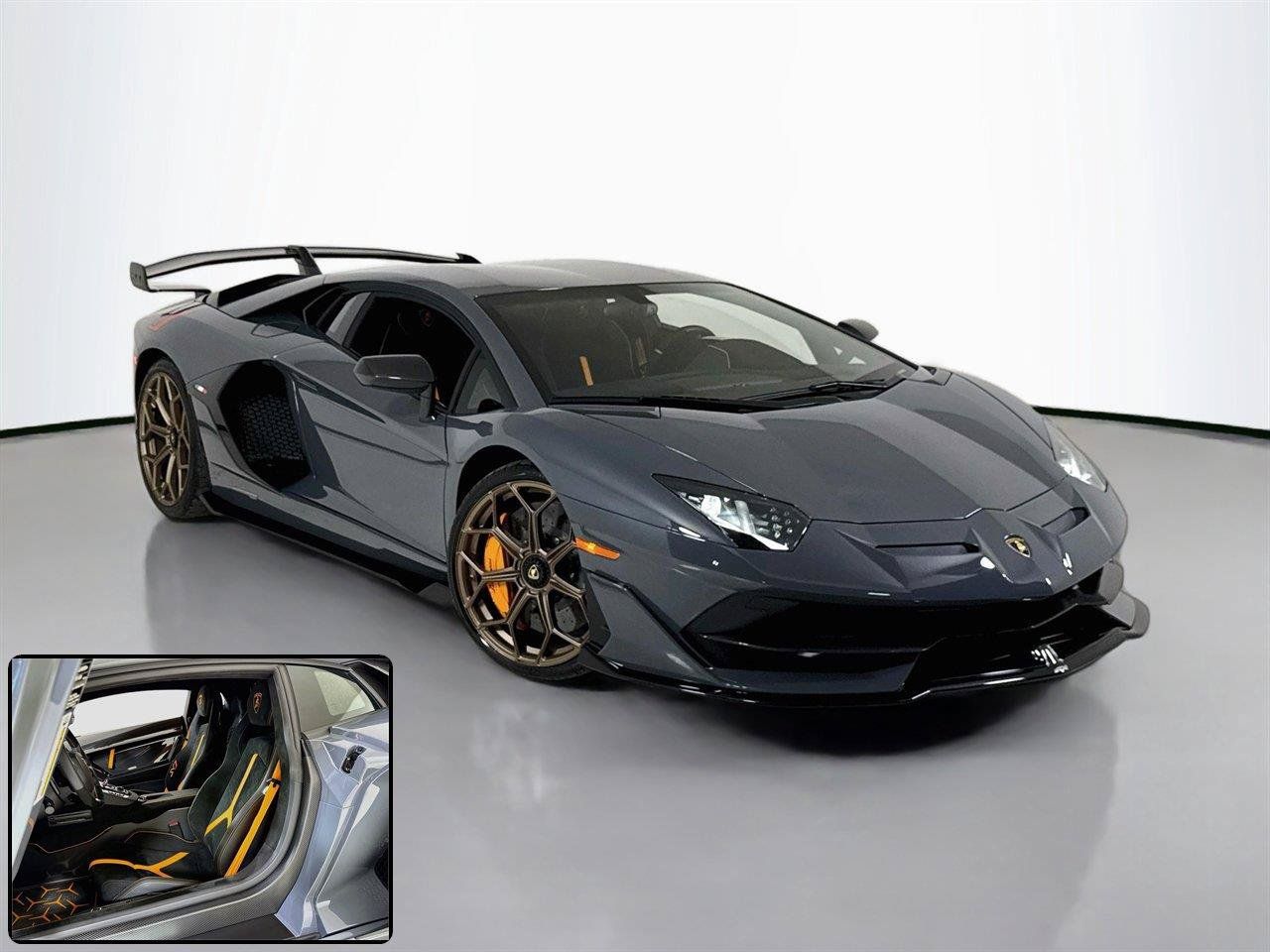 Used 2020 Lamborghini Aventador SVJ AWD/4WD image 2