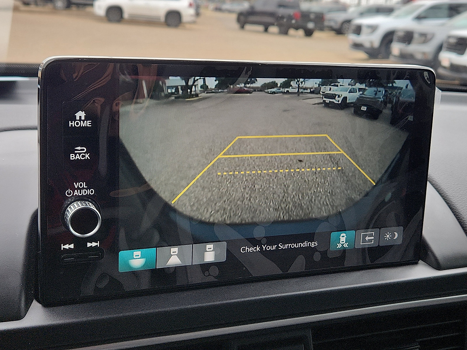 Used 2025 Honda Pilot Touring image 20