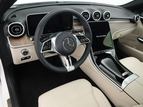 Certified 2025 Mercedes-Benz C 300 Sedan image 9
