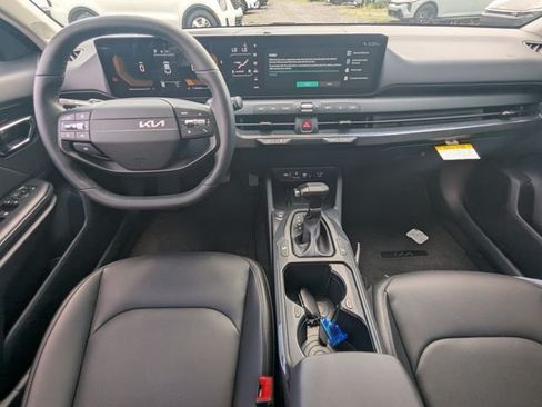 New 2026 Kia K4 EX FWD image 15