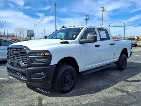 Used 2025 RAM 2500 Tradesman image 3
