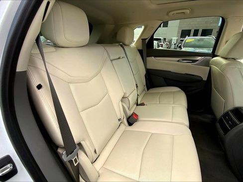 Used 2022 Cadillac XT5 Premium Luxury image 27
