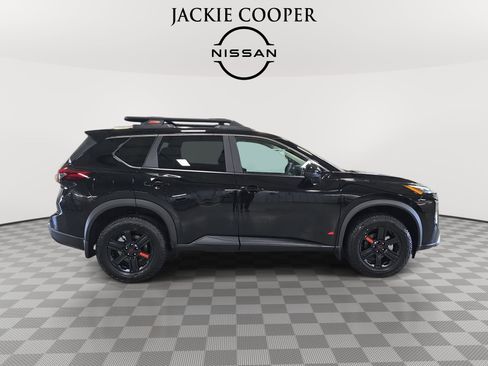 New 2026 Nissan Rogue SV w/ Rock Creek Premium Package AWD/4WD image 4