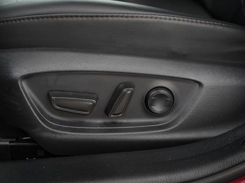 Used 2018 Toyota Camry XLE FWD image 26