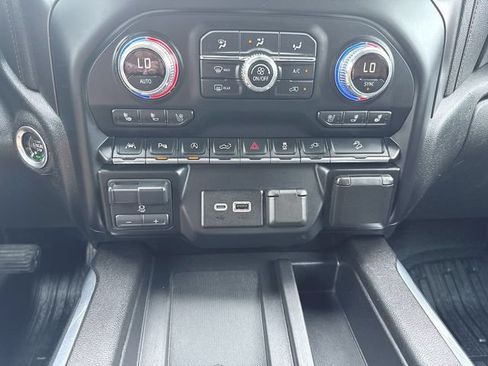 Used 2019 GMC Sierra 1500 AT4 w/ AT4 Premium Package AWD/4WD image 18