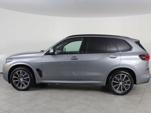 Certified 2026 BMW X5 sDrive40i w/ M Sport Package RWD image 2