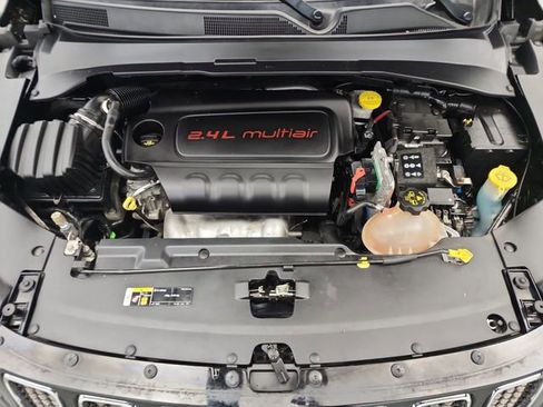 Used 2018 Jeep Compass Limited w/ Navigation Group image 21