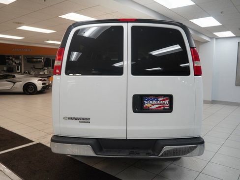 Used 2016 Chevrolet Express 3500 LT w/ LT Preferred Equipment Group image 9