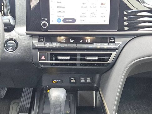Used 2025 Toyota Camry LE FWD image 21