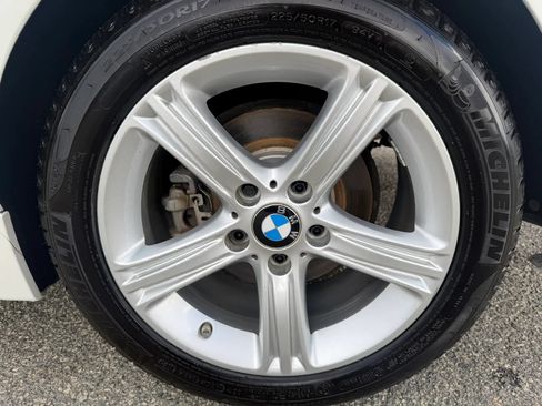 Used 2015 BMW 320i Sedan RWD image 24