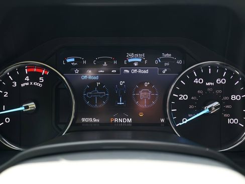 Used 2022 Ford F350 Platinum image 18