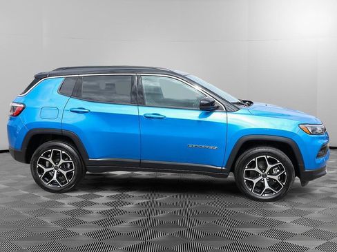 New 2026 Jeep Compass Limited w/ Sun, Sound & Navigation Group image 7