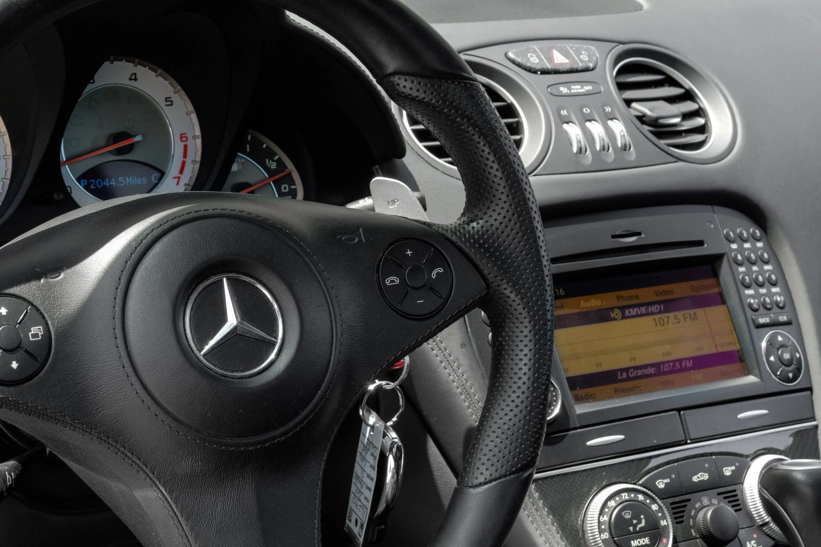 Used 2011 Mercedes-Benz SL 65 AMG image 18