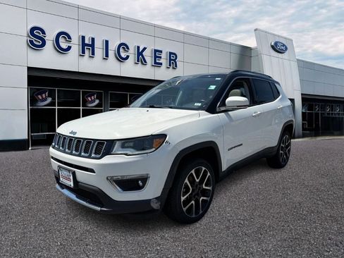 Used 2018 Jeep Compass Limited w/ Navigation Group AWD/4WD image 4